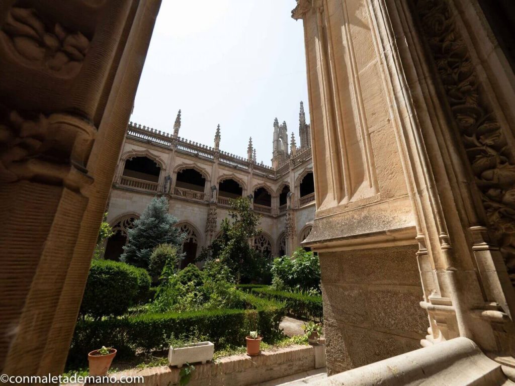 Claustro del Monasterio de San Juan de los Reyes, incluido con la pulsera turística de Toledo