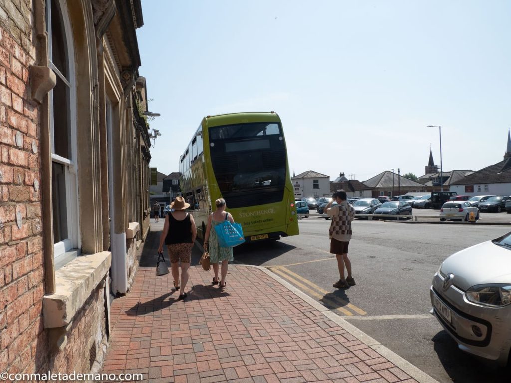 Autobús de The Stonehenge Tour