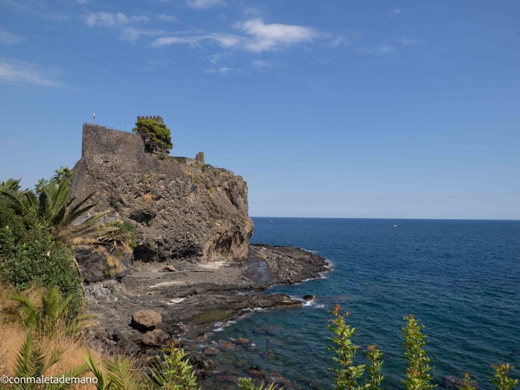 Aci Castello