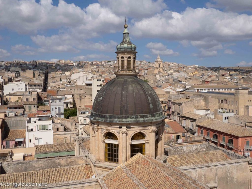 Vistas de Ragusa desde el campanario de la Catedral de San Juan Bautista